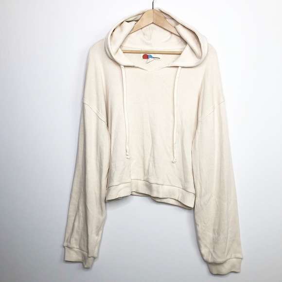 𝅺Free People Beach, two piece, cream social set - Picture 2 of 15